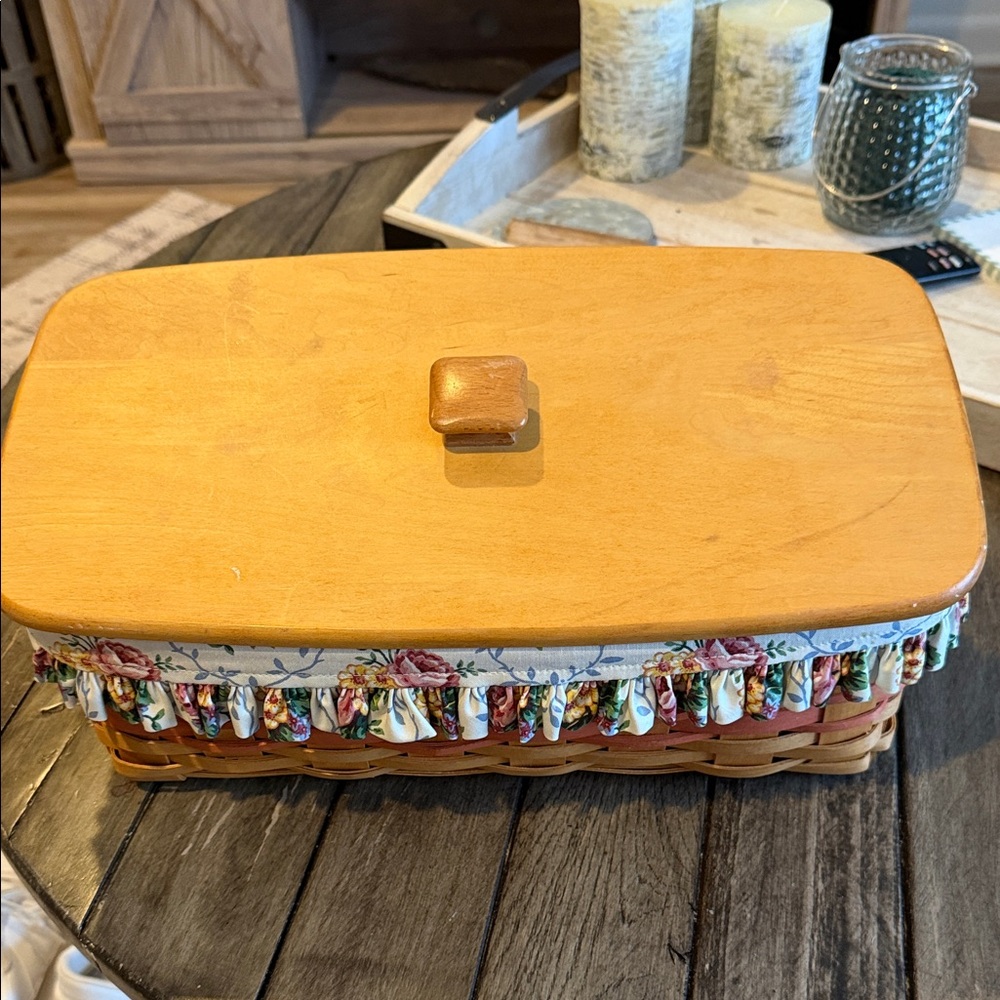 Longaberger Wooden Craft jewelry box with inserts and Lid